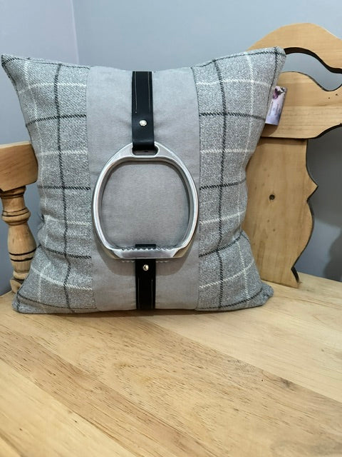 Stirrup Cushion With Insert